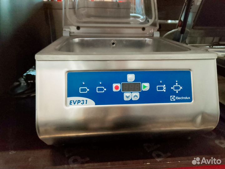 Вакуумный упаковщик вакууматор