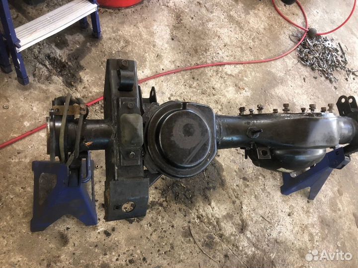 Чулок заднего моста Mitsubishi Pajero Sport 1