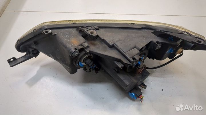 Фара (передняя) Mitsubishi Outlander XL, 2009