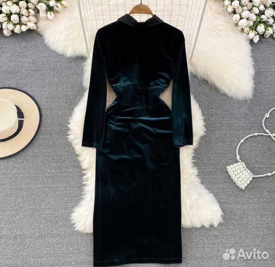 Бархатное платье
