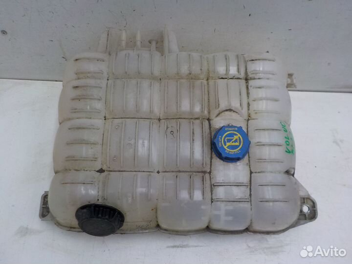 Б/У Б/У Бачок омывателя 22821826 volvo