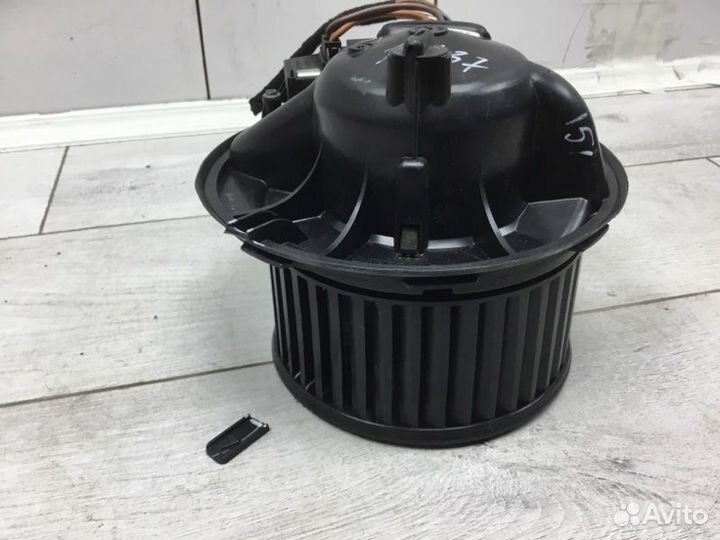 Мотор печки Volkswagen Golf хэтчбек BGU 2005