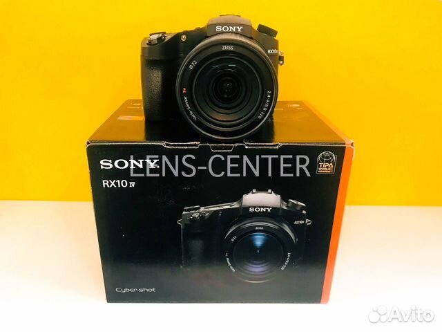 Sony RX10 M4 (M IV)