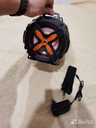 Музыкальная колонка с блютузом бу