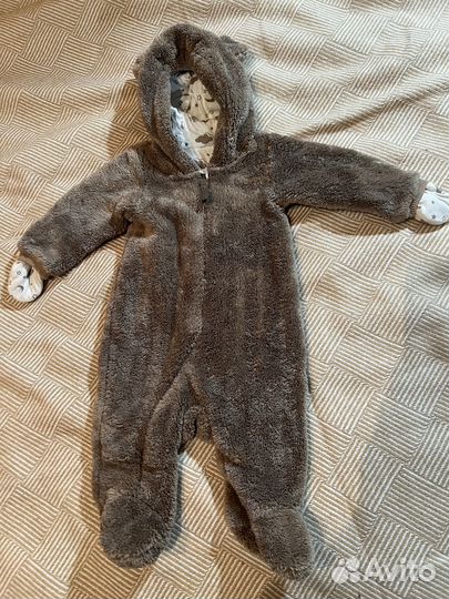 Комбинезоны утепленные для малышей белый и коричне