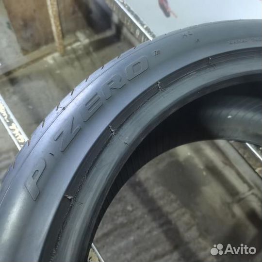 Pirelli P Zero 235/45 R20