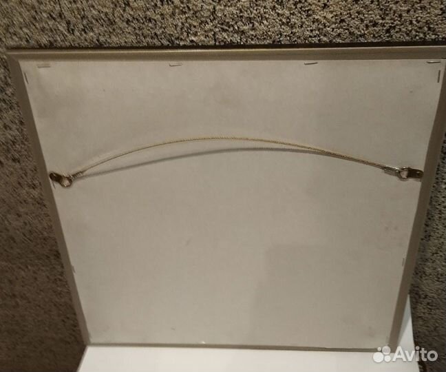 Картина, вышитая крестом, в стекле и раме 34*44