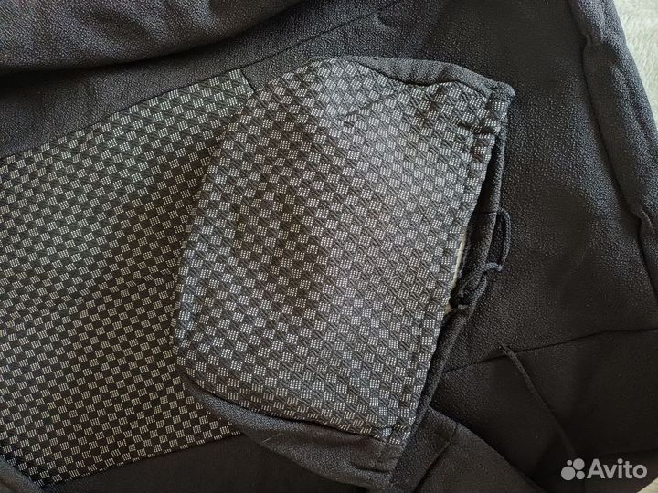 Б/У Чехлы на mitsubishi lancer 9