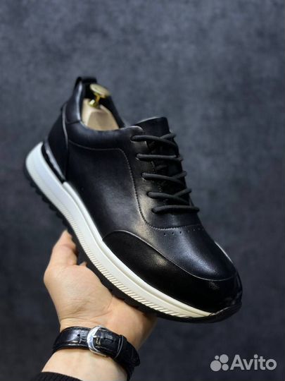 Кроссовки мужские кожаные классика
