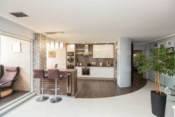 2-к. квартира, 96 м², 11/22 эт.