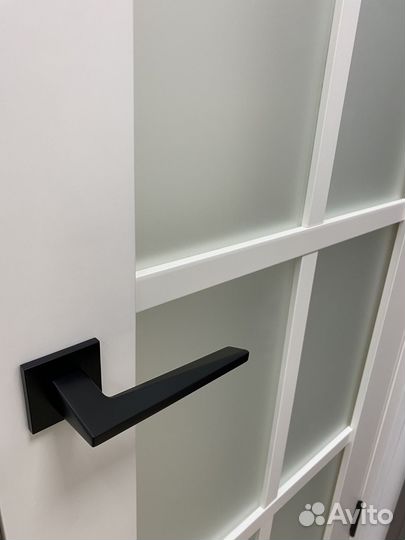 Двери межкомнатные со стеклом