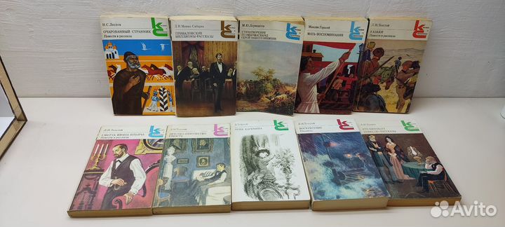 Книги классики и современники. Мир приключений