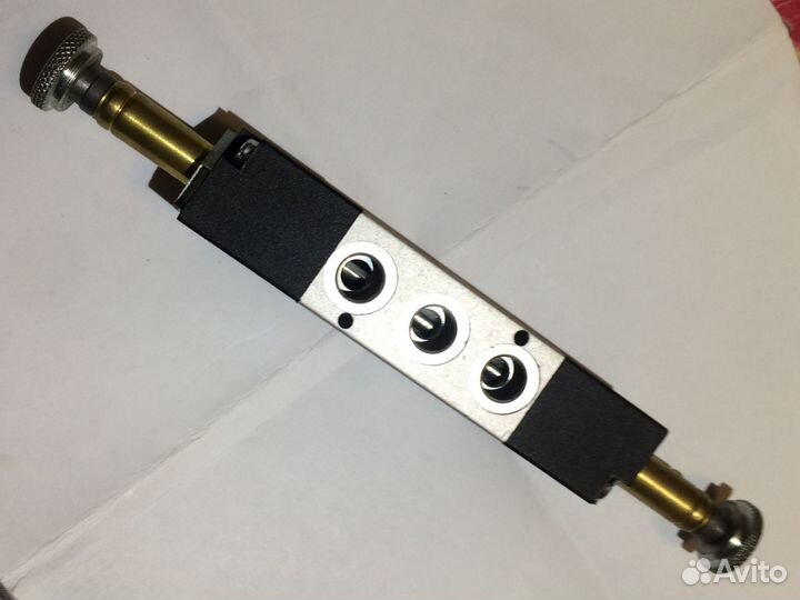 Пневмораспределитель Camozzi 378-011-02