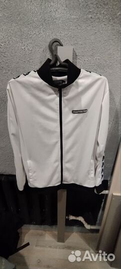 Кофта unaffected