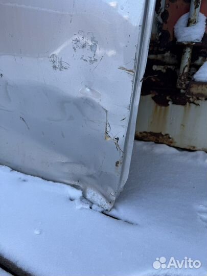 Дверь задняя правая Mitsubishi Grandis NA4W 2003