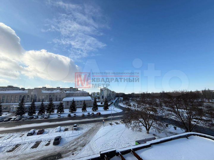 2-к. квартира, 49 м², 4/9 эт.