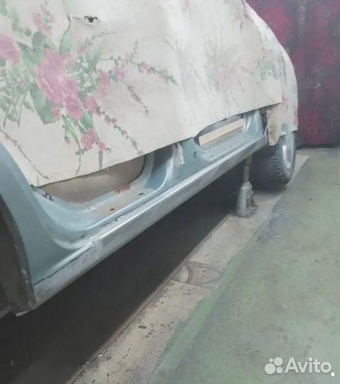 Пороги для Mitsubishi Colt 5