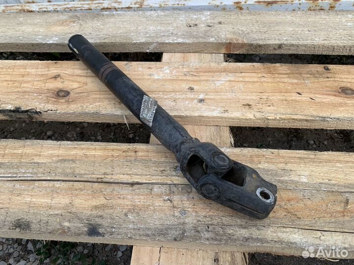 Карданчик рулевой нижняя часть Ссанйонг Кайрон