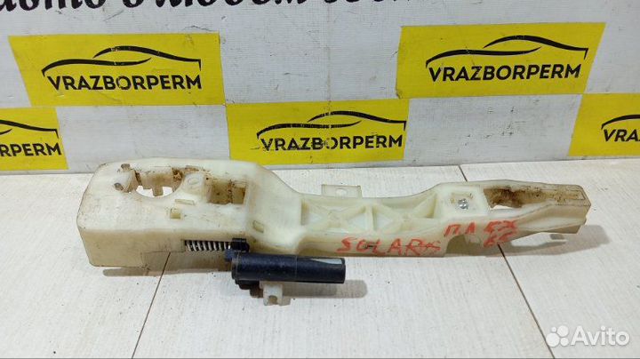 Кронштейн ручки двери передний левый Hyundai