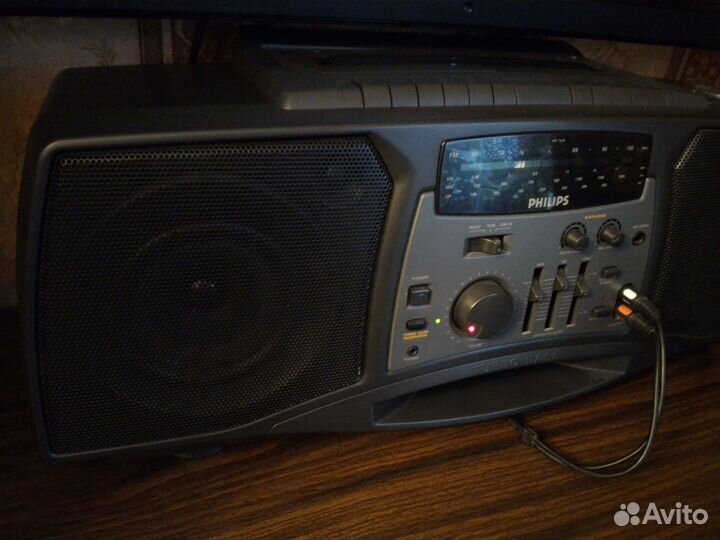 Магнитола Philips AW 7530