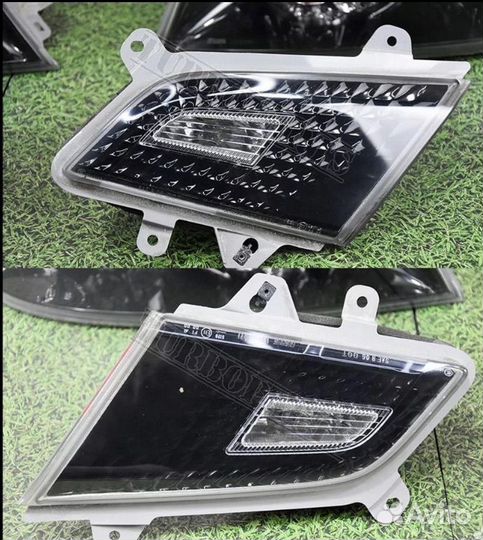 Стоп сигналы Nissan Fuga рейстпцлинг 2008-2009