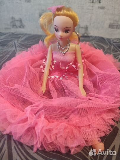 Кукла Барби