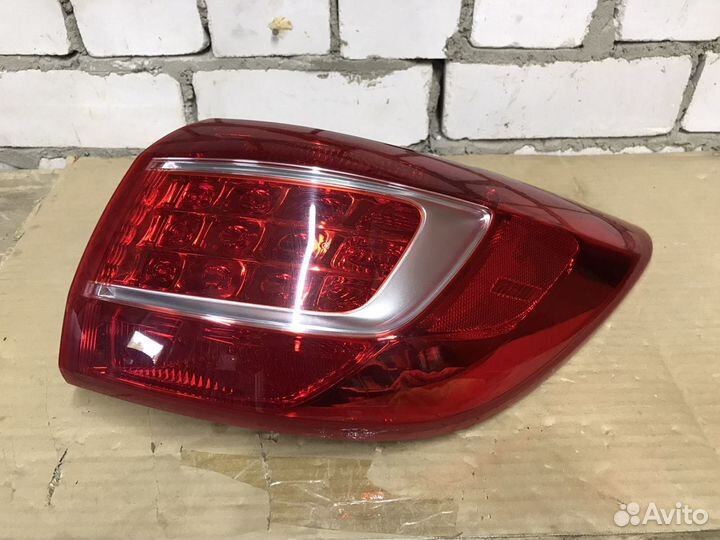 Фонарь задний правый Kia Sportage 3