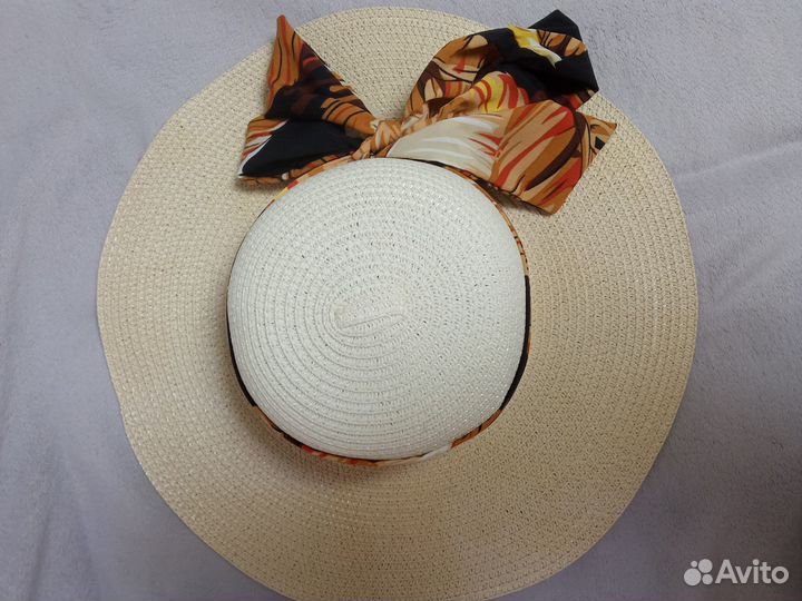 Шляпа пляжная