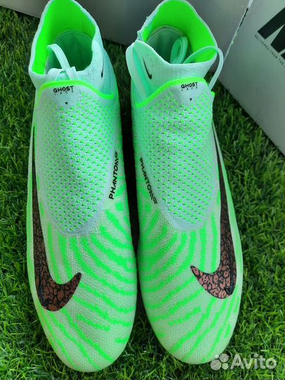Футбольные бутсы Nike phantom gx
