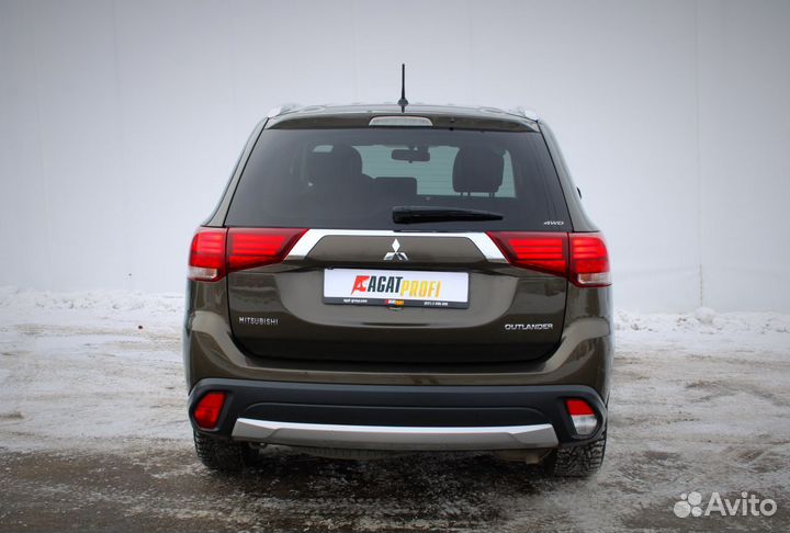 Mitsubishi Outlander 2.4 CVT, 2016, 120 404 км