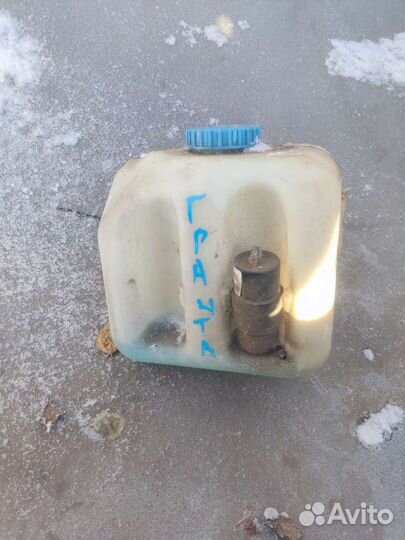 Бачок омывателя с моторчиком Лада Гранта Калина