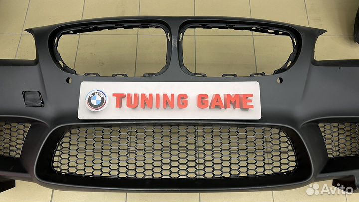 Бампер BMW F10 M5 style в сборе