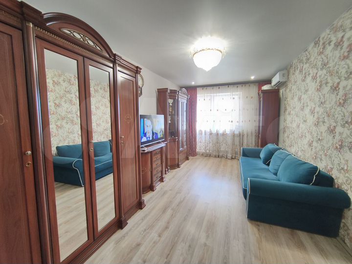 3-к. квартира, 73,7 м², 3/17 эт.