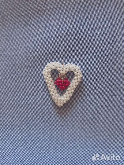 Подвеска из бисера 