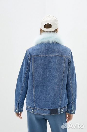 Джинсовая куртка с мехом песца