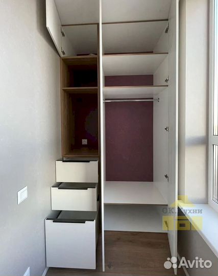 Распашной шкаф