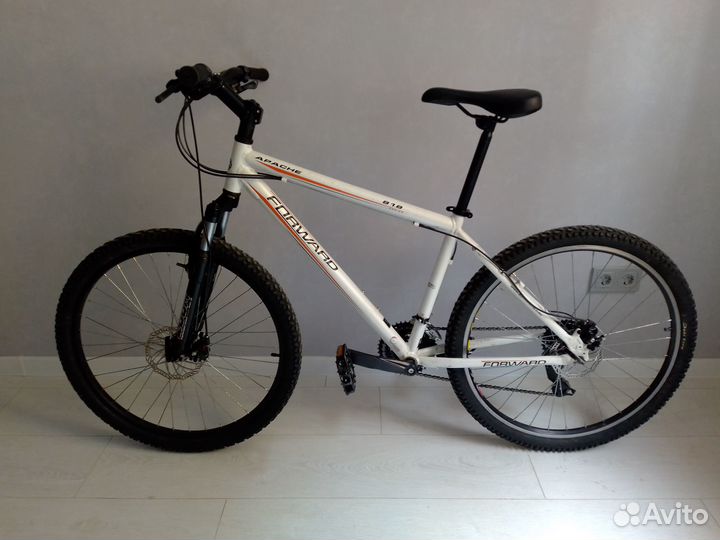 Горный велосипед Forward Apache Disc