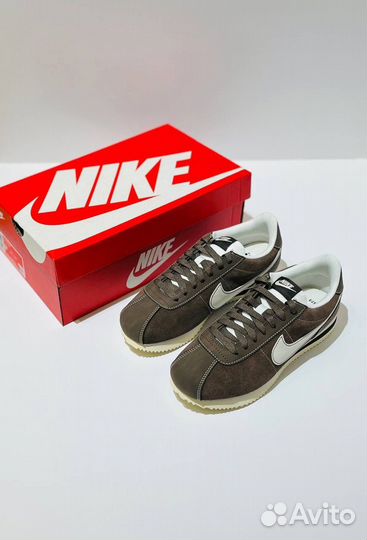 Кроссовки Nike Cortez 'Hangul Day', коричневый