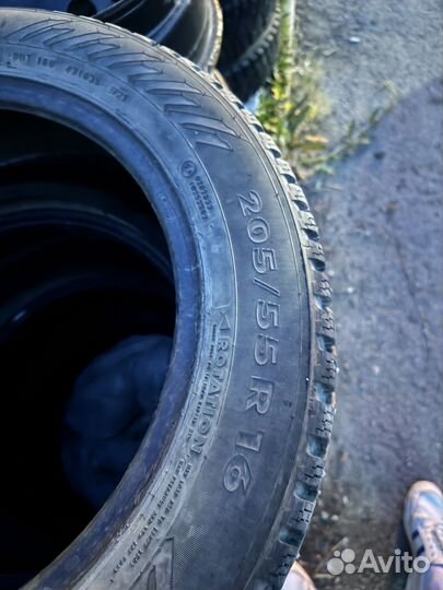 Nokian Tyres Hakkapeliitta 8 205/55 R16