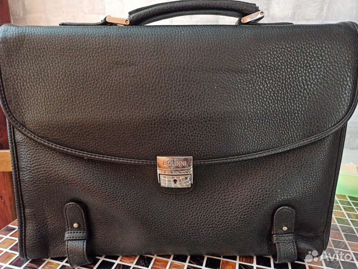 Мужской кожаный портфель