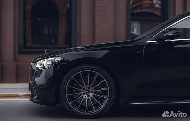 Аренда мерседеса S580 W223 Посуточно