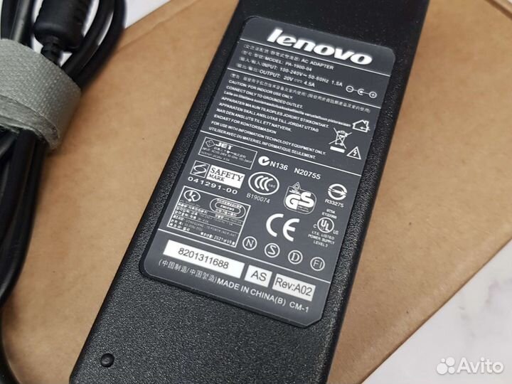 Блок питания Lenovo 7.9x5.5 20V 4.5A 90w Новый