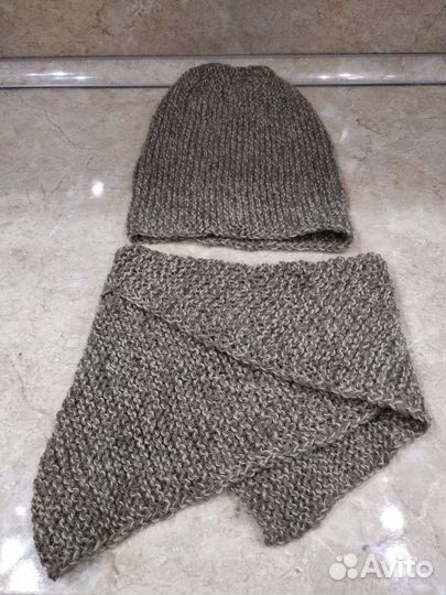 Шапка и шарф женский
