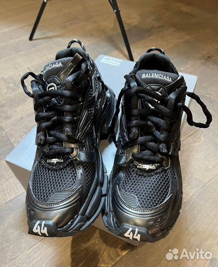 Balenciaga runner оригинал