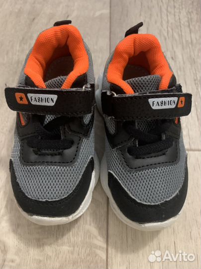 Кроссовки для мальчика