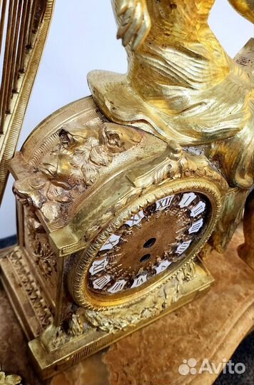 Каминные бронзовые часы 19 век