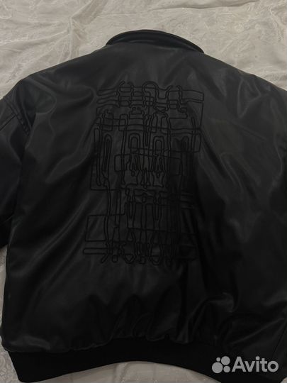 Кожаный бомбер