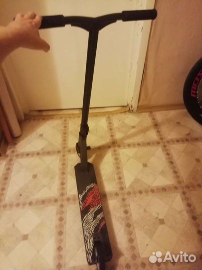 Трюковой самокат