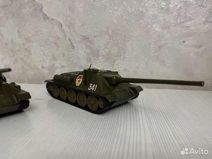 Советская военная техника танк т34 СССР