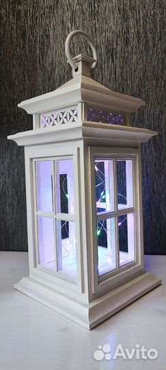 Фонарь из дерева для интерьера